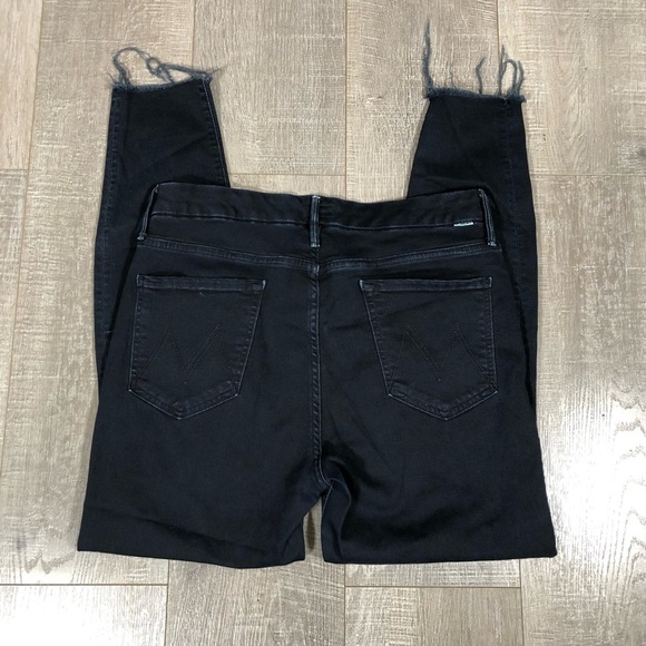MOTHER The Pixie Ankle Fray Jeans Size 32 Button Fly raw hem Dark Blue - Picture 4 of 12
